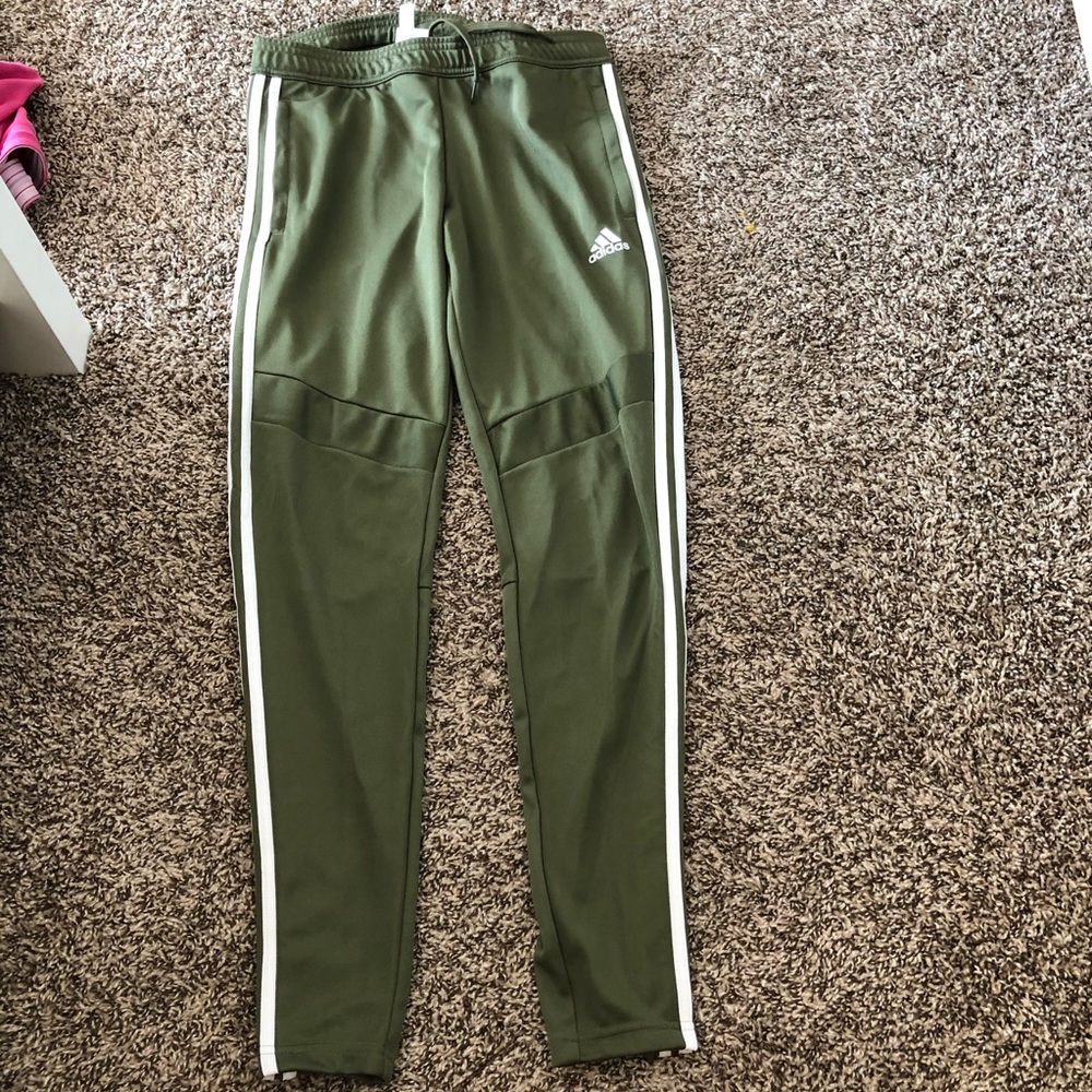 ❌SOLD❌ Adidas sweats